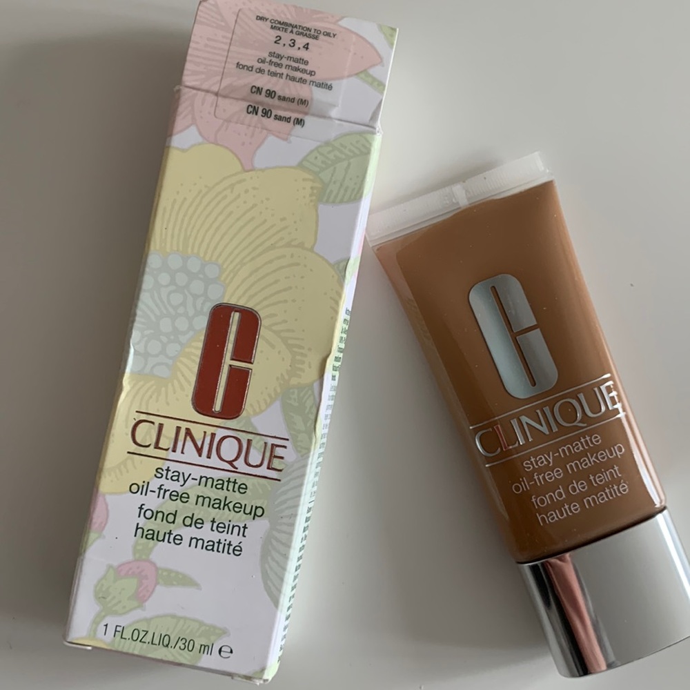 NEW Clinique foundation CN90